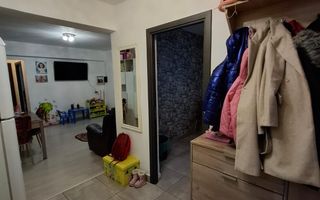 Apartament 3 camere/et 2/62 mp/ 70000E neg - Poză 2