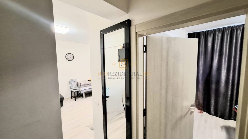 Apartament decomandat cu 2 camere de vanzare, zona Grand Arena Mall - Poză 8