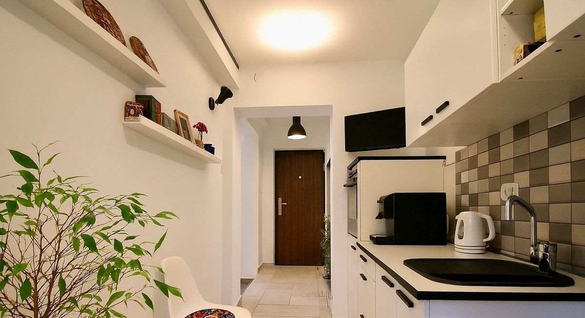 APARTAMENT PREMIUM | SEMIDECOMANDAT | VICTORIEI - Poză 2