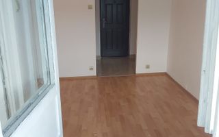 Dristor Garsoniera Nemobilata Aproape de Metrou - Poză 3