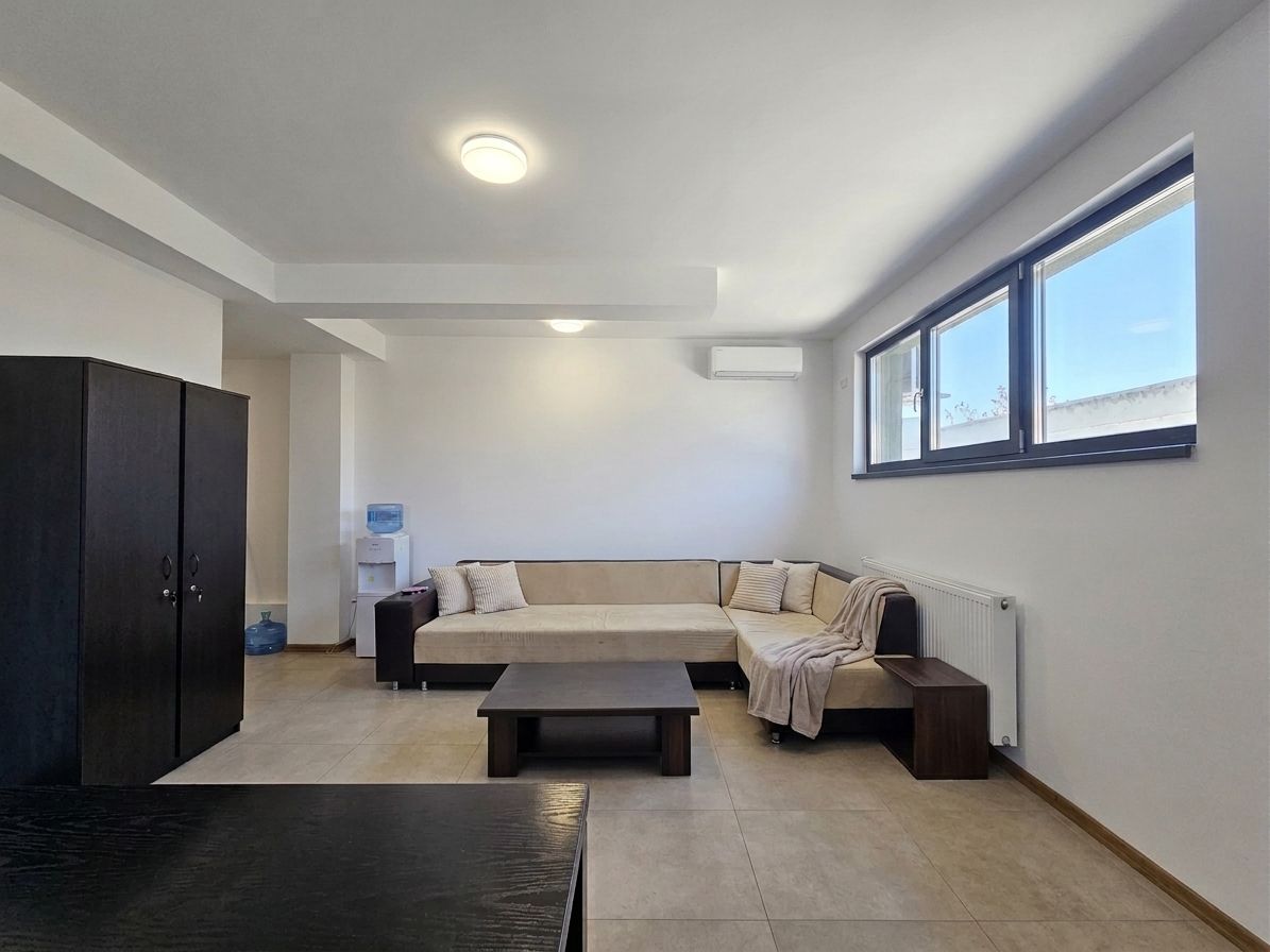 Apartament cu 2 camere de vanzare Ovidiu Constanta parcare inclusa - Poză 1