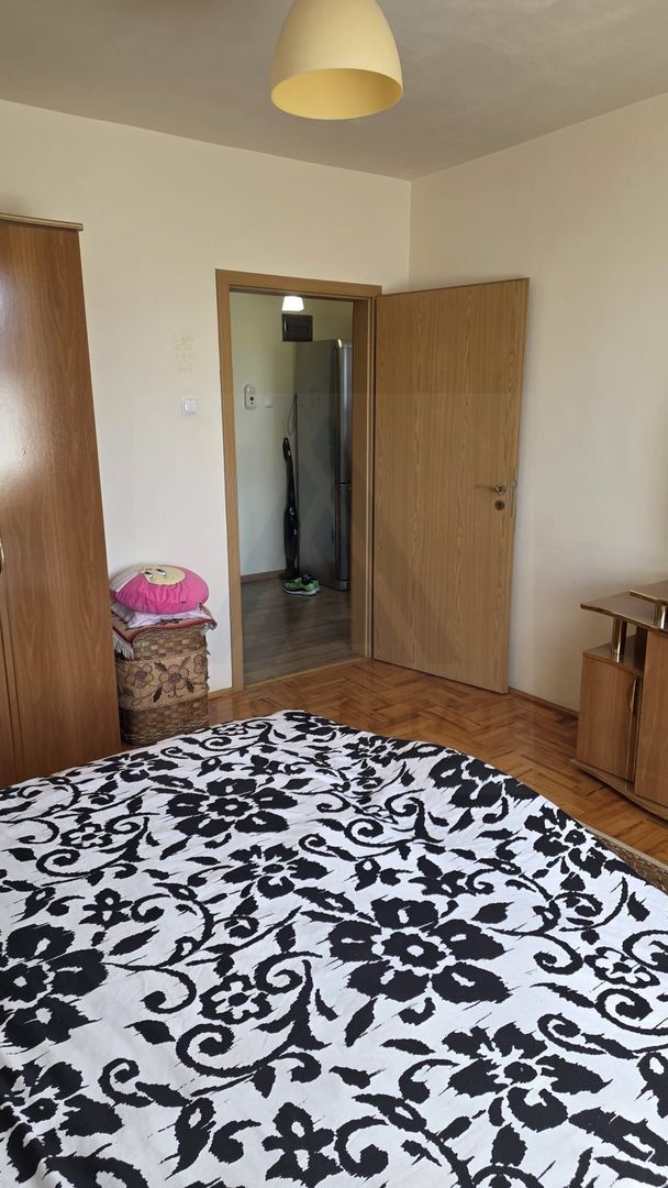 Apartament 2 camere 60 mp utili etaj 2 balcon 6 mp Zona Lazaret - Poză 4