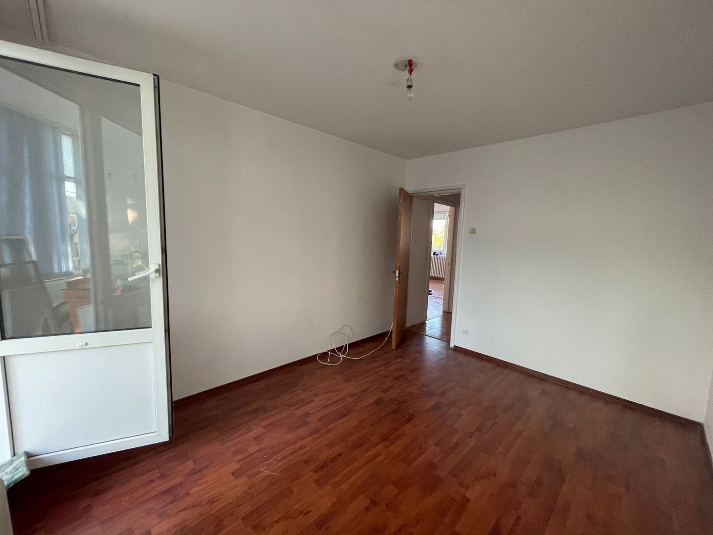 Apartament 3 cam Zona Sos Giurgiului (Drumul Gazarullui) - Poză 4