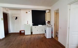 Apartament 3 camere ideal pentru regim hotelier Cetate - Poză 4
