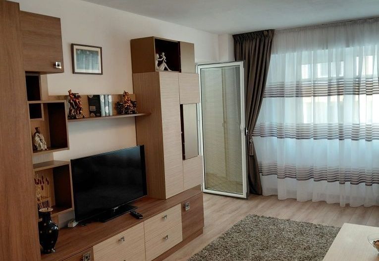 🏢 De Inchiriat – Apartament 3 Camere, Decomandat | Zona Timpuri Noi - Poză 1