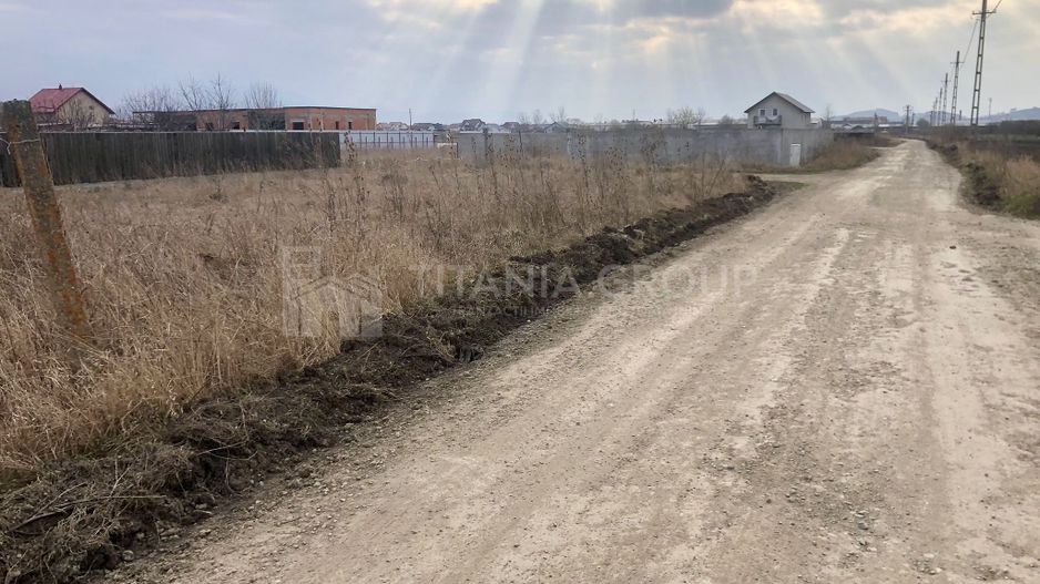 Teren intravilan, zona de case, COMISION 0 - Harman, Brasov - Poză 5