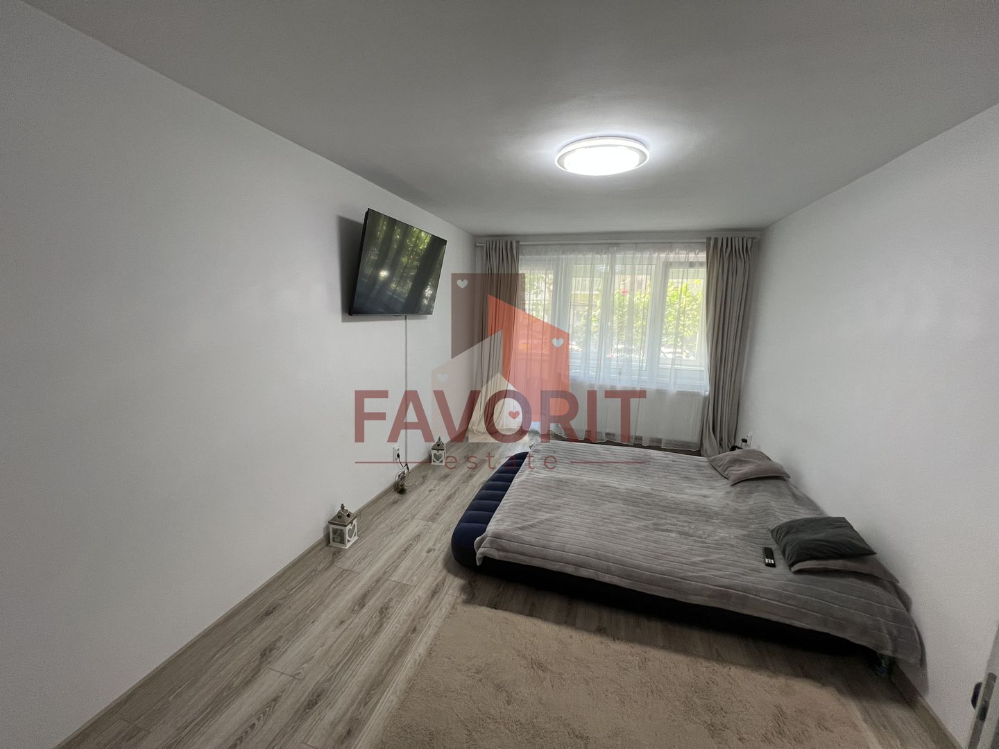 Apartament 3 camere decomandat | 2 Bai | Proaspat Renovat | Sagului - Poză 1