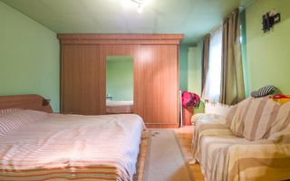 Oportunitate Unică: Casă cu 4 Camere, Curte Generoasă și Îmbunătățiri - Poză 6