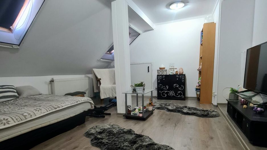 Casă cu 5 camere,  S+P+Mansarda-zona centrală Oradea(Strada Primariei) - Poză 14