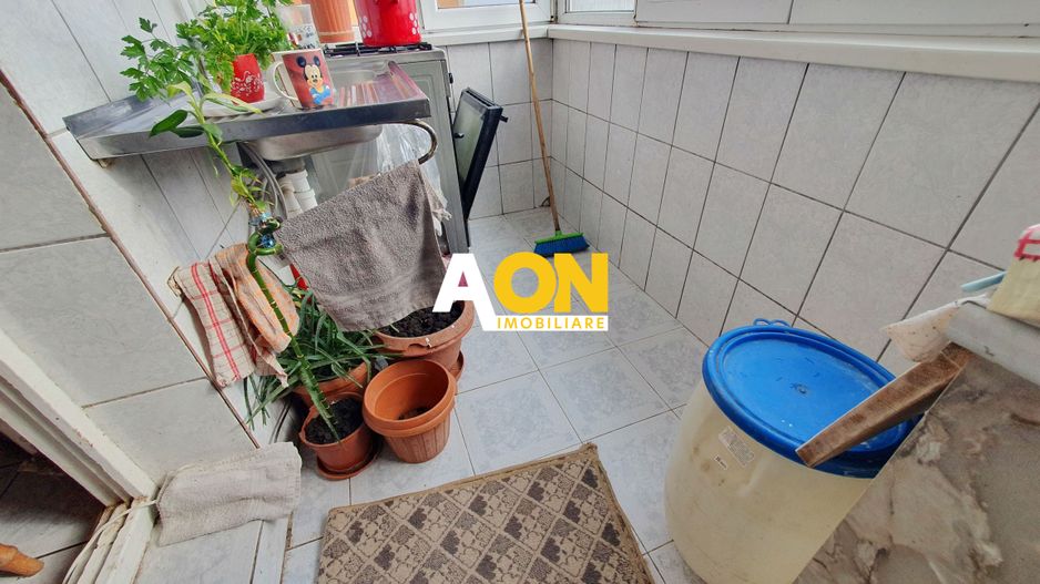 Apartament 3 camere, decomandat, 2 bai, zona Kaufland - Poză 6