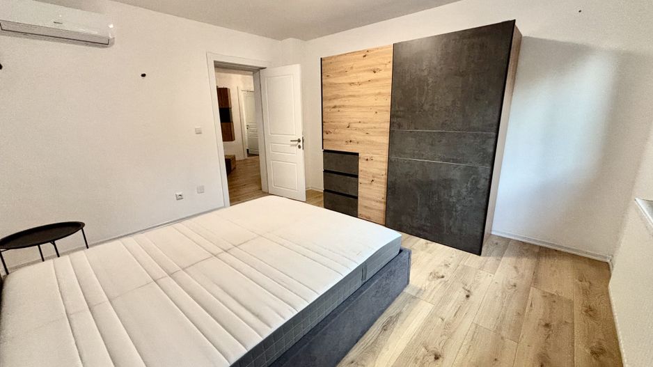 Apartament 3 Camere Spațios, Mobilat,  Curte și Balcon [ Zona Centrala ] - Poză 7