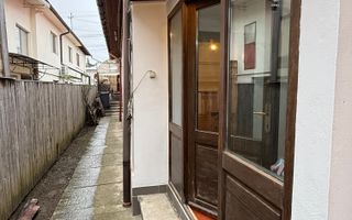 Spațiu de închiriat in vila - 2 camere +birou și curte, Campina - Poză 15