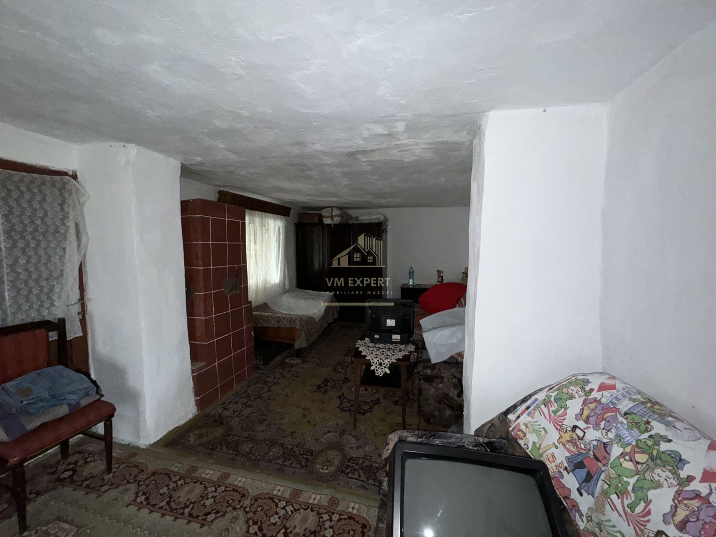 CASA 4 CAMERE, TEREN 604 MP, VOINESTI LERESTI, COMISION 0% - Poză 5