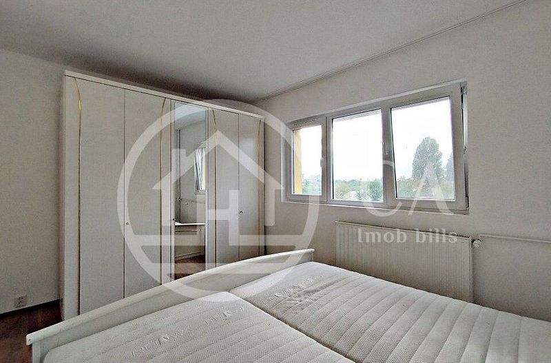 Apartament cu 2 camere de vanzare in zona Rogerius, Oradea - Poză 4