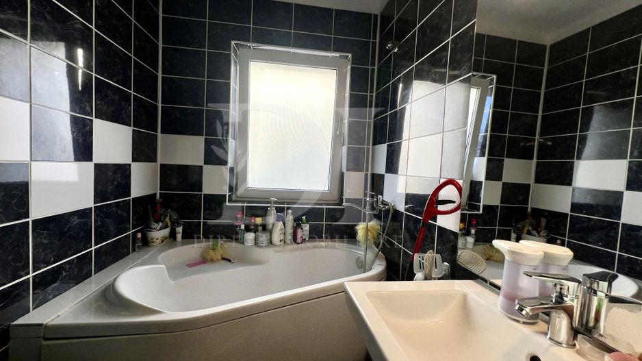 Apartament doua camere / Parcare / Etaj intermediar - Poză 5