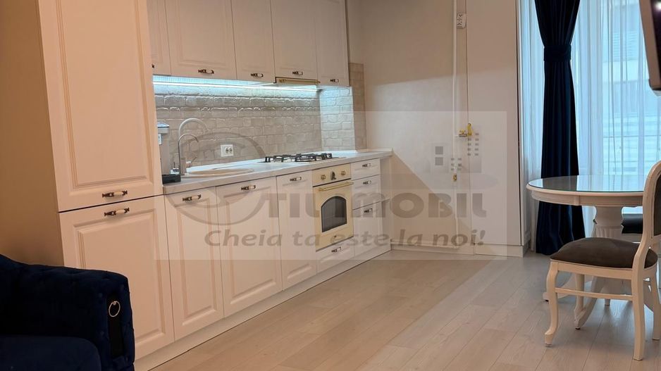 Apartament INTABULAT in Royal Town -  46,8 mp ! Mobilat si utilat ! - Poză 2