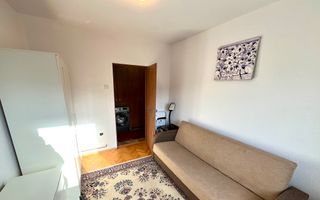Apartament cu 3 Camere, Decomandat, Zona Mercur - Poză 1