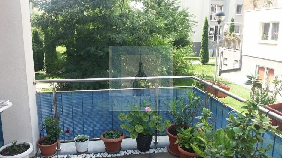 Apartament 3 camere decomandat - zona Avantgarden 1 - Poză 8
