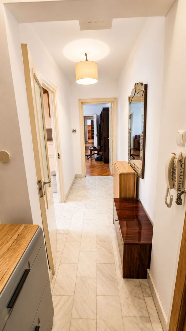 Etaj intermediar | 3 camere | 66 mp + balcon | Zona Spitalul Județean - Poză 4