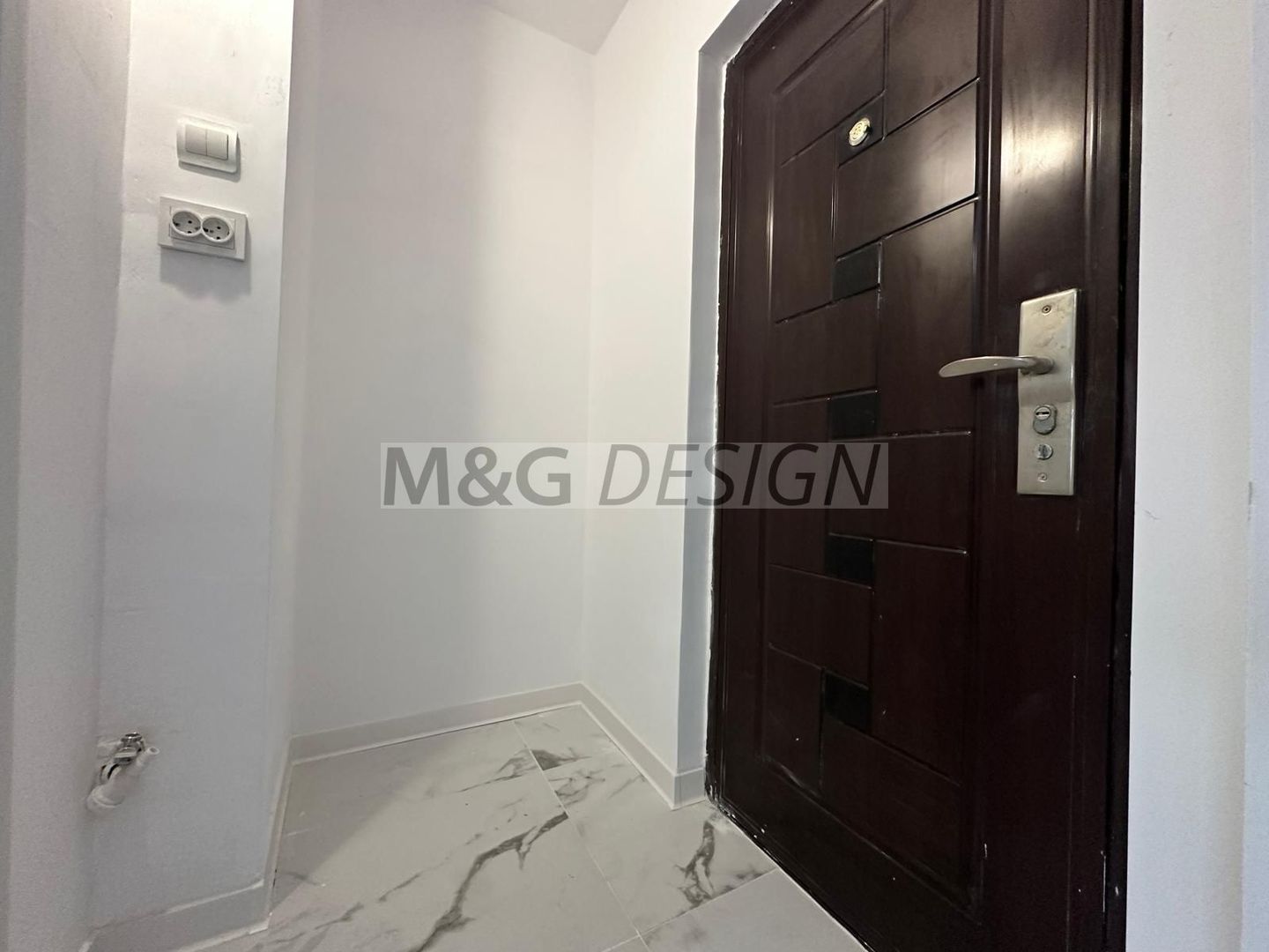 1 camera renovata cu balcon ETAJ 1 - Poză 2