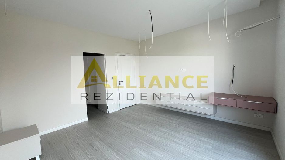 Vila de vanzare semimobilata-PANOURI SOLARE-365 MP TEREN-str Miorita - Poză 13