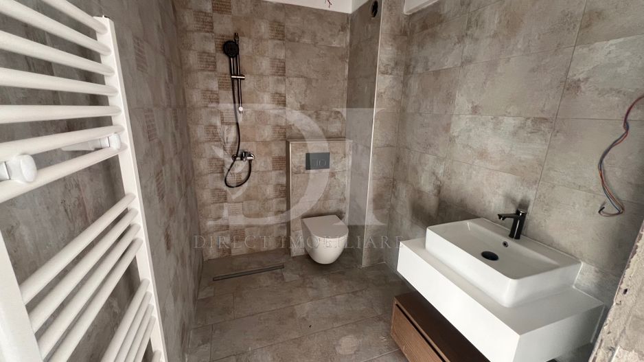 Apartament  2 camere /  Bloc Nou/ Zona Stadionului / Floresti - Poză 5