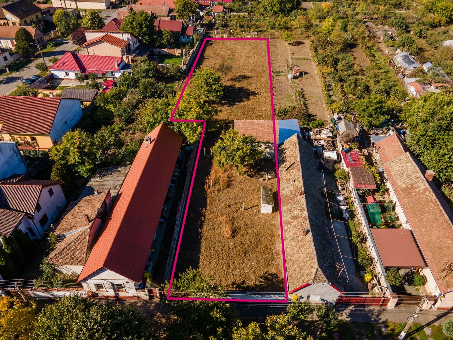 Teren construibil, cu utilitati, în  Aradul Nou, 2200 mp - Poză 3