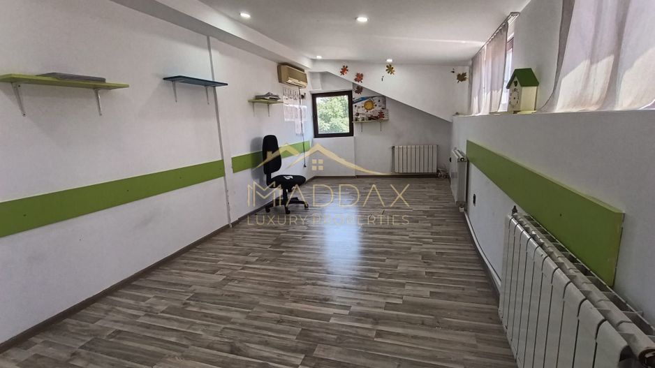 Vila cu 5 camere *276mp* // Zona Rahova - Poză 8