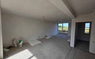 Martinesti, Duplex pe etaj, 3 Dorm, Buc separata,  Zona linistita. - Poză 3