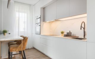 Apartament cu 3 camere | Garaj subteran inclus | Oradea - Poză 2