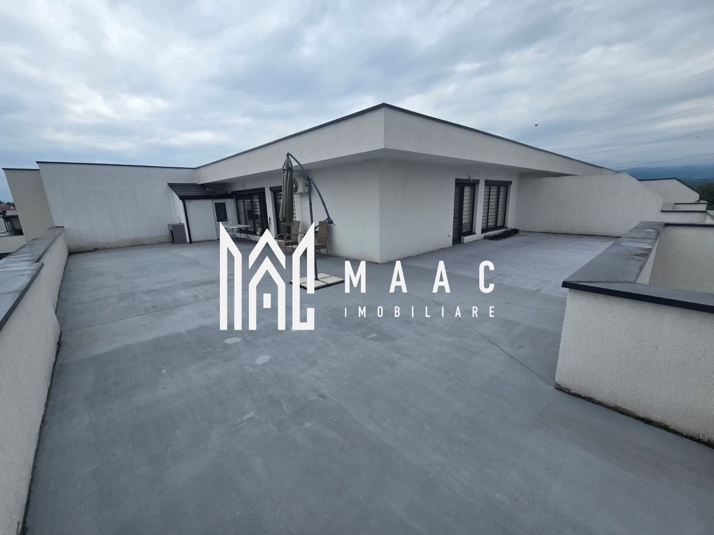 Penthouse 4 camere de închiriat | Turnișor, Sibiu | terasă 155 mp - Poză 2