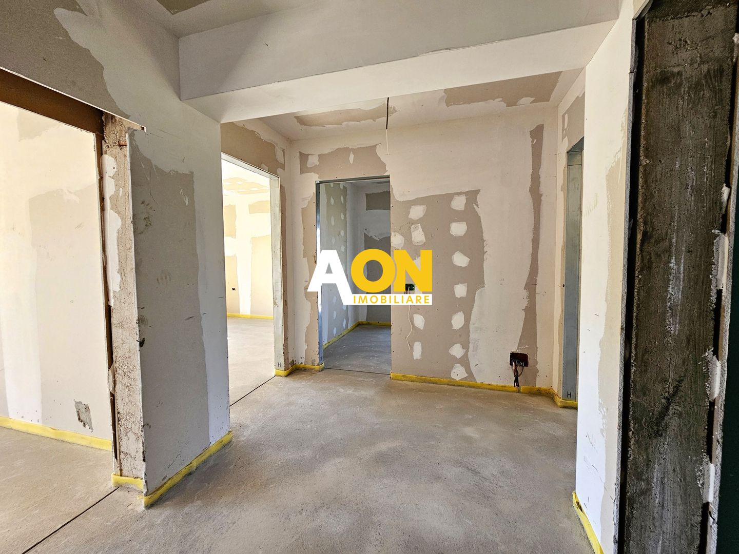 Casa noua, 4 camere, 700 mp teren, toate utilitatile, Micesti - Poză 11