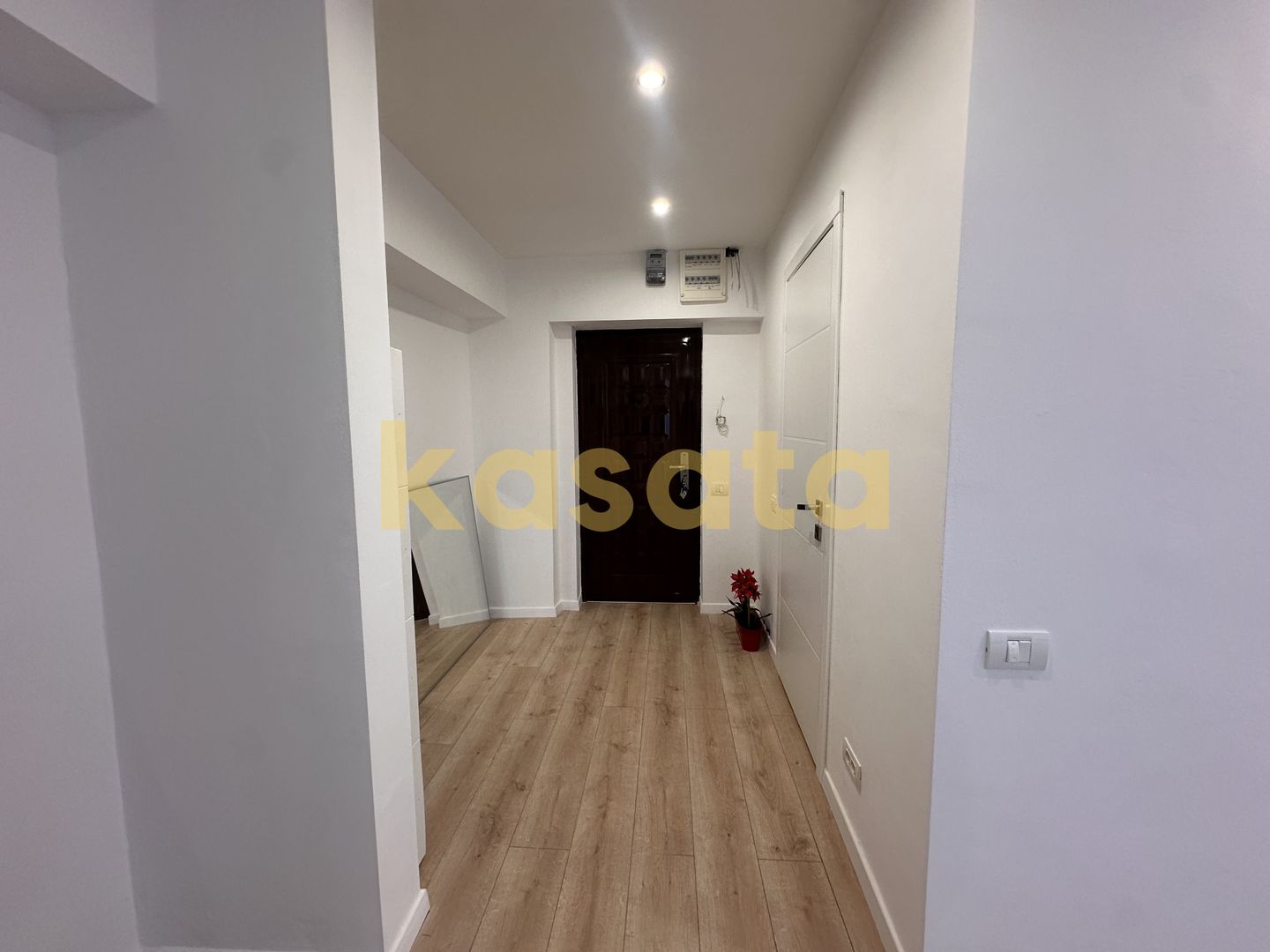 Garsonieră renovată complet, 41mp, cu lift – Lujerului - Poză 15
