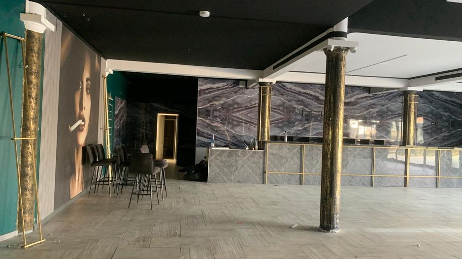 Spațiu comercial de închiriat | Cajvana | 300 mp + terasă 300 mp - Poză 3