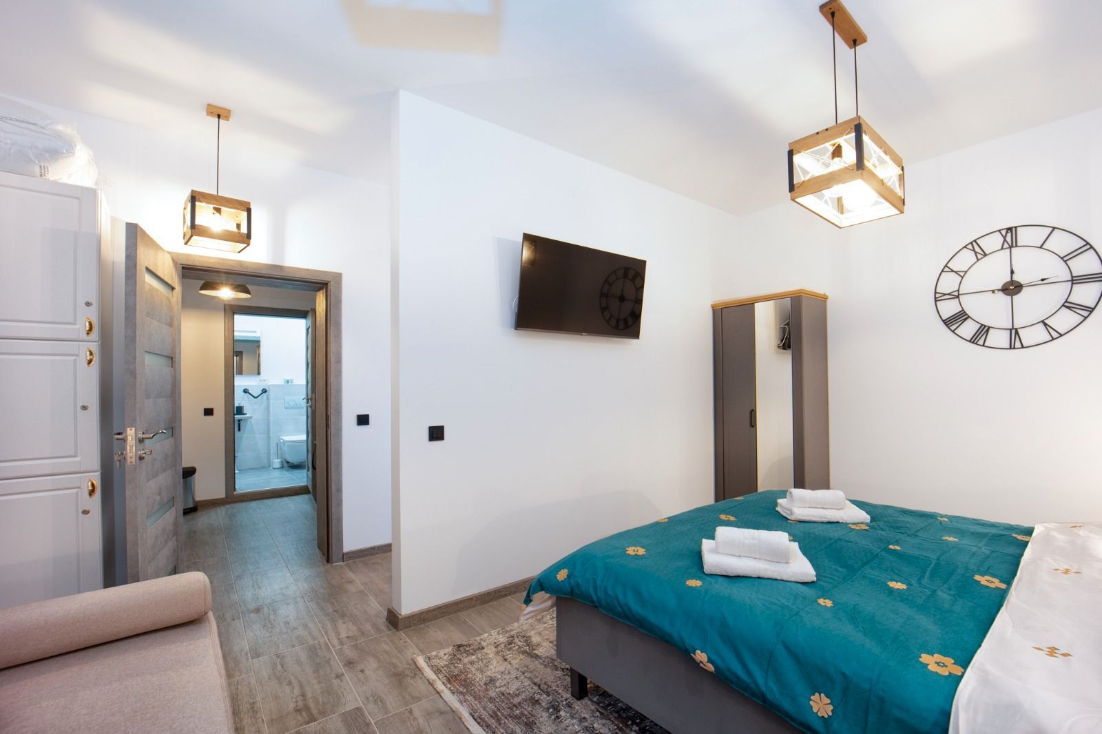 Apartament Centrul Istoric | Booking 9.8 | Business activ - Poză 9