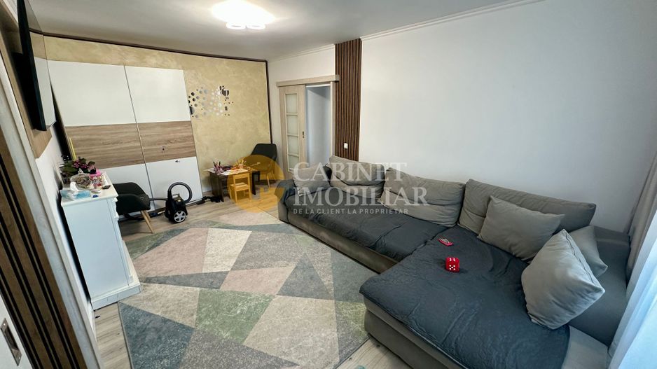 4 CAMERE RENOVAT - ETAJ 3 - BLOC DIN 1990 - ROND ZIMBRU - Poză 2