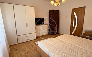 Casa de închiriat cu 3 camere în zona Calea Clujului, Oradea - Poză 10