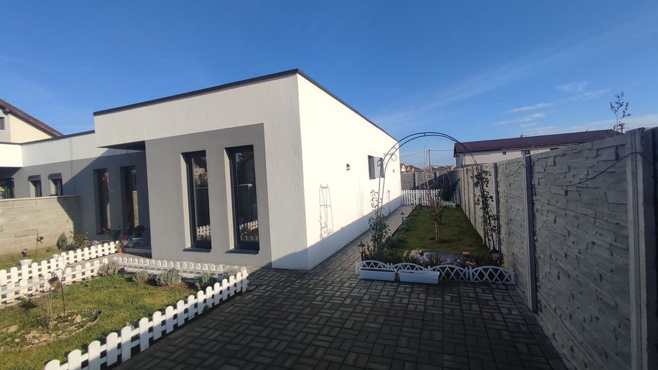 Sanandrei, Duplex pe PArter , 3 Dormitoare, 2 bai, Dresing, Perete Dublu - Poză 4