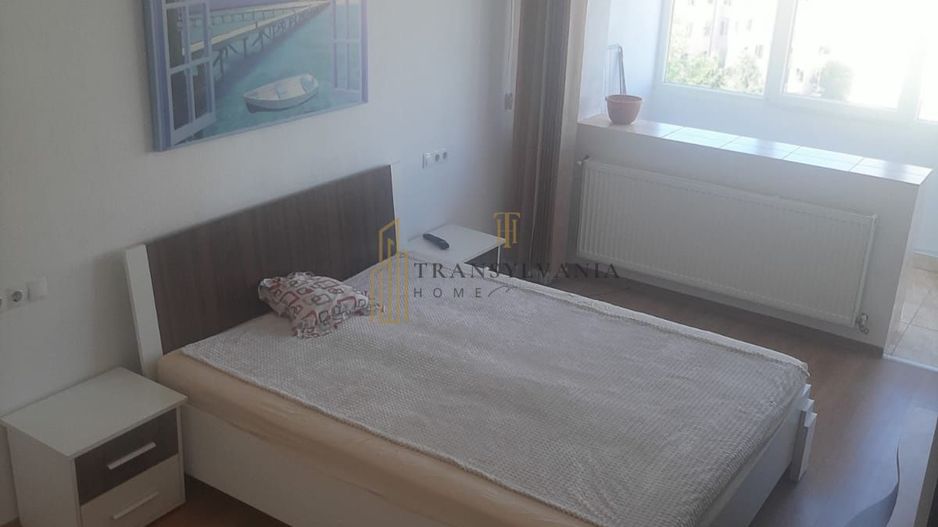Apartament 3 camere, decomandat,  zona Mihai Viteazu - Poză 2