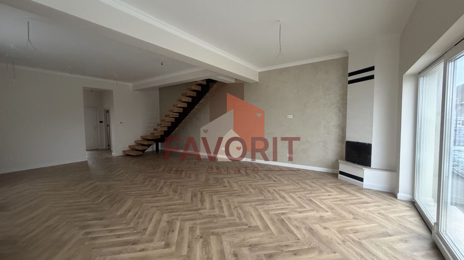 Disponibila imediat. Zona centrala. Toate utilitatile si asfalt - Poză 4