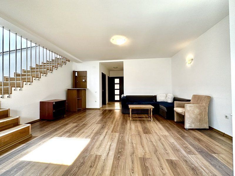 Casa individuala în Dumbravita - 650 euro - Poză 2