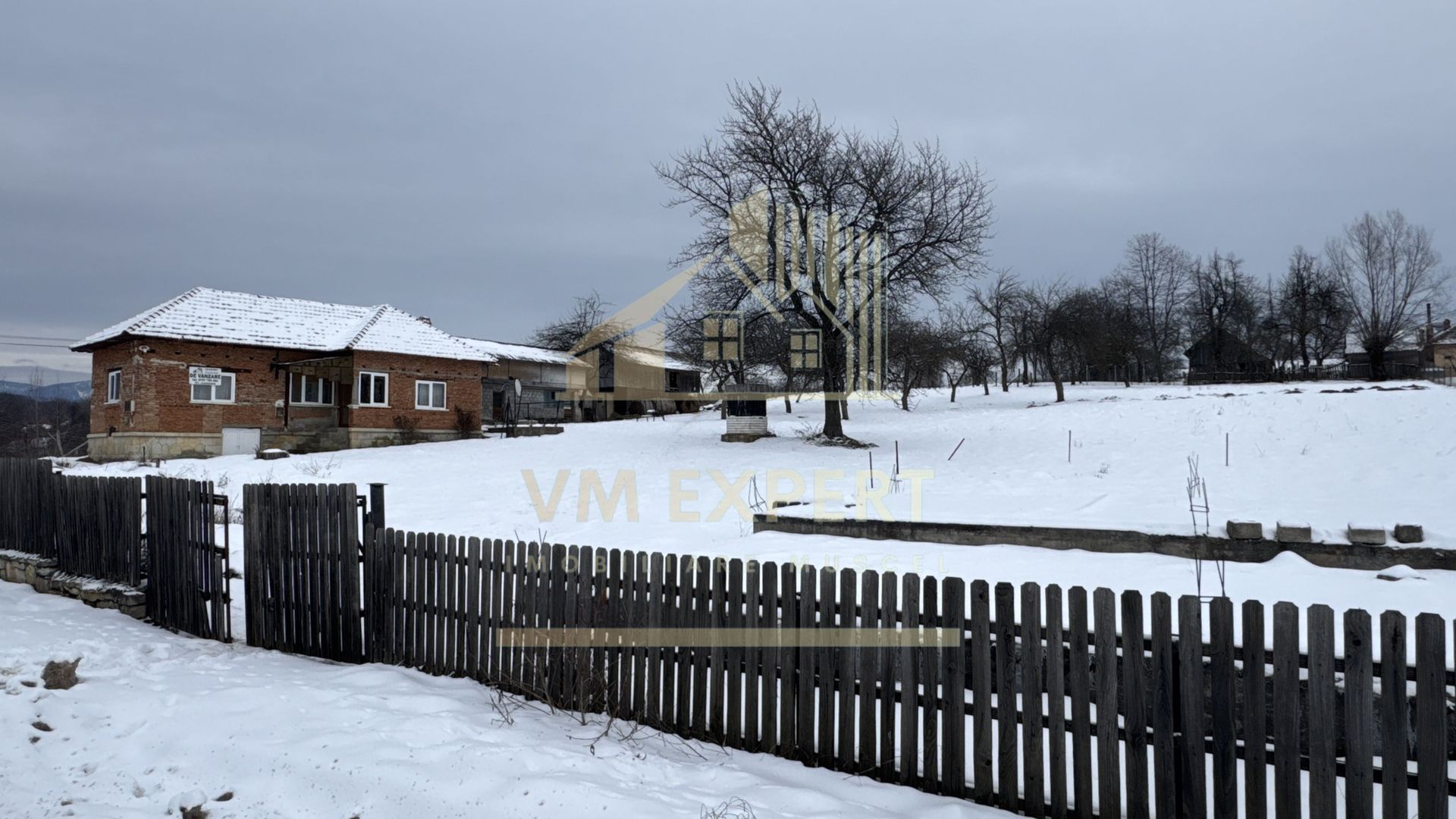 CASĂ 4 CAMERE TEREN 3038 MP ALBEȘTII  DE MUSCEL - Poză 4