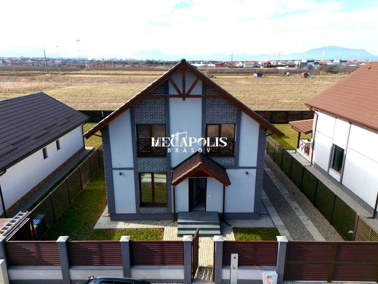 Casa Sanpetru Intabulata - Poză 1