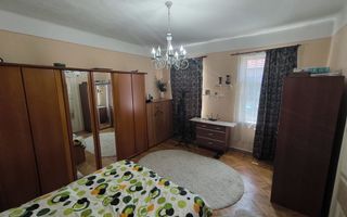 Apartament cu pivniță, mansardă și teren în curte comună. Central Cluj - Poză 7