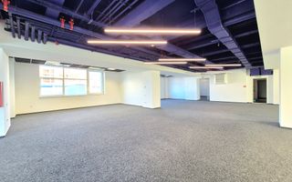 Spatiu de birouri ultramodern Brașov - 367 mp + Teresa 240 mp - Poză 1