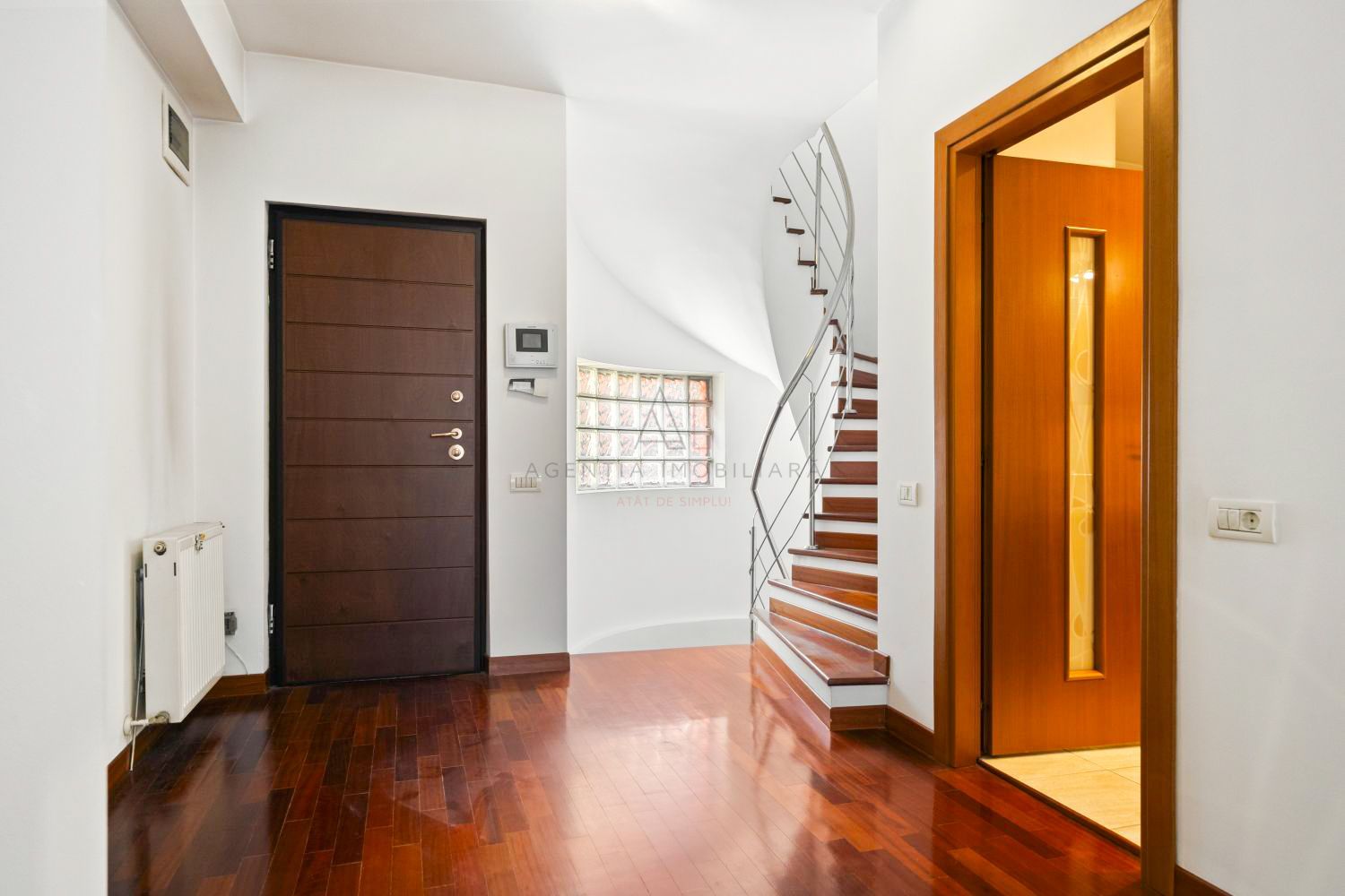 Vila Soseaua Nordului | Gradina | Garaj - Poză 7