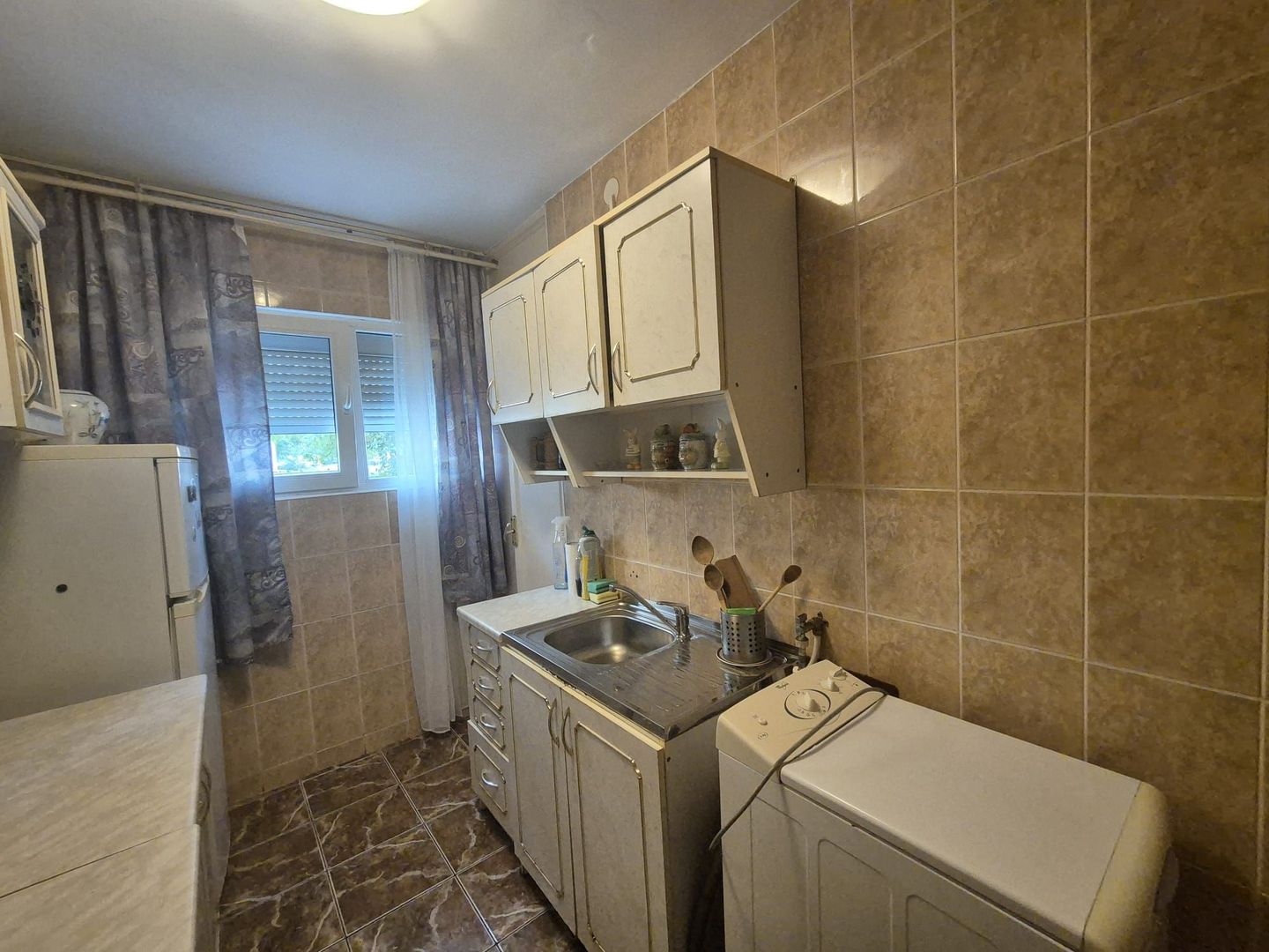 Exclusivitate - 2 camere, 5 minute de Piata Astra - Poză 13