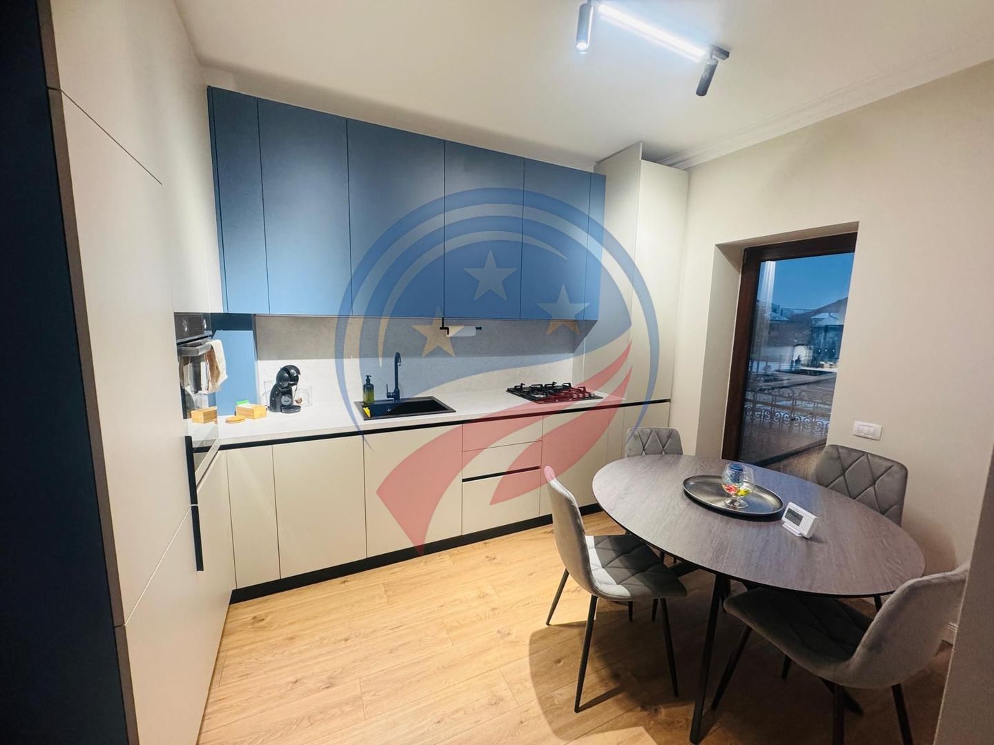 Apartament LUX | Ultracentral | Prima închiriere - Poză 1