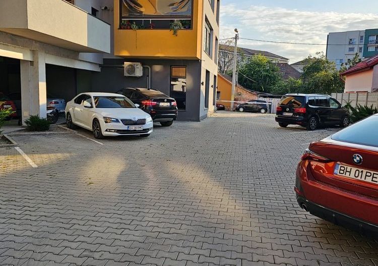 Apartament cu două camere de închiriat - Poză 5
