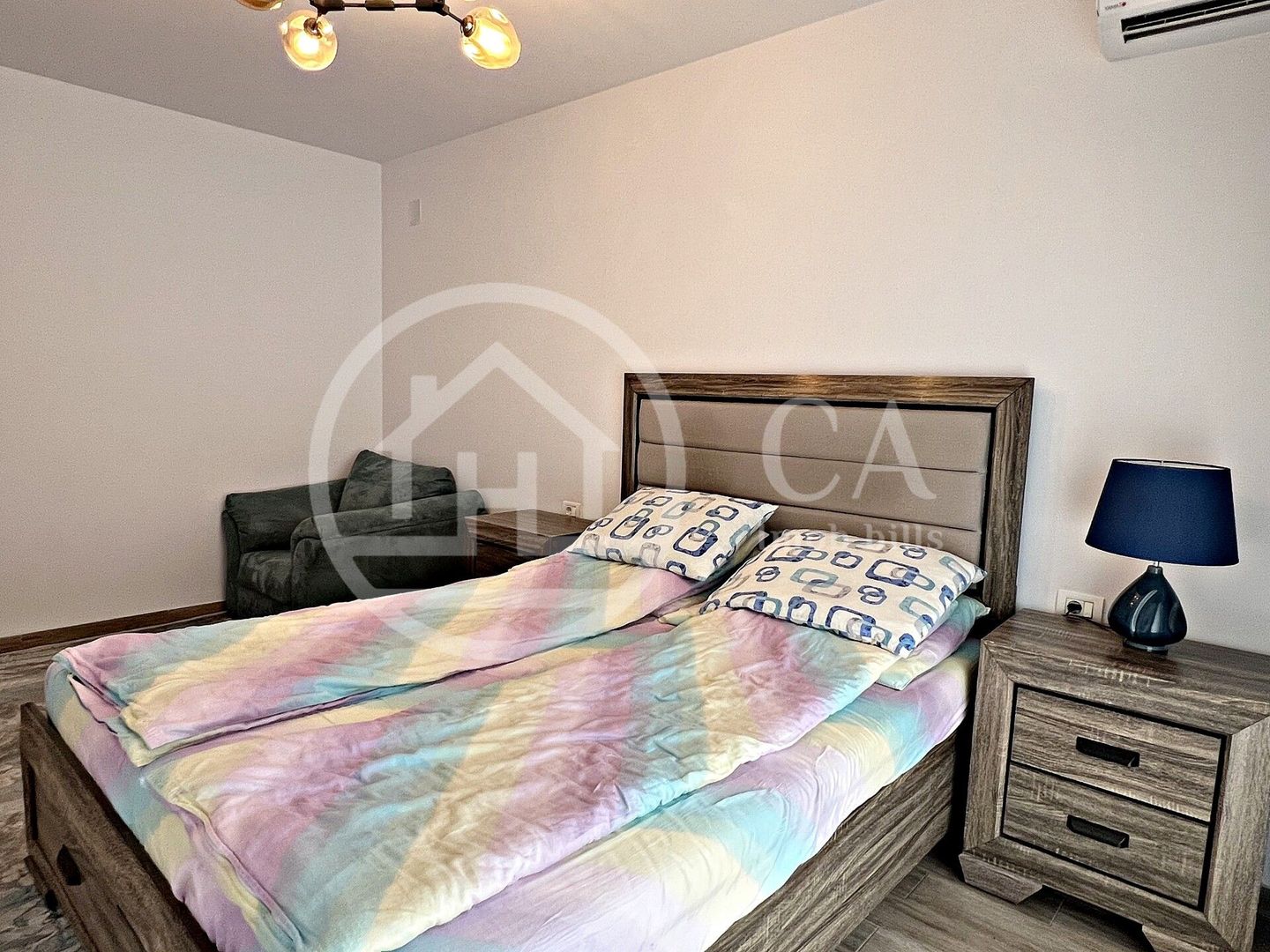 Apartament cu 2 camere de inchiriat in AES residence, Oradea - Poză 3